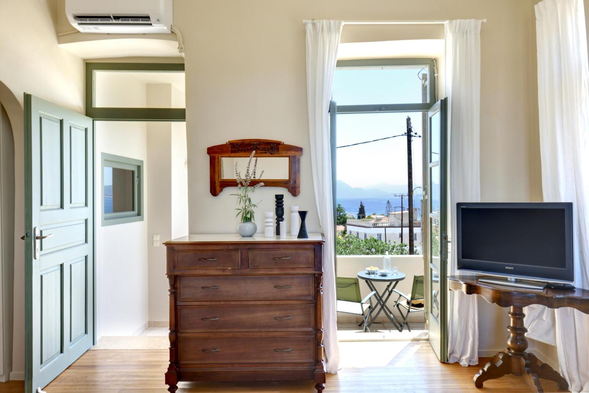 Aegina Town Home By Relax In Greece Ngoại thất bức ảnh